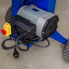 Мощный асинхронный двигатель